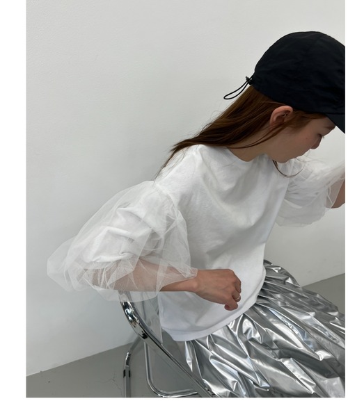 y/m（イム）の「カット×チュールボリュームスリーブトップス（Tシャツ/カットソー・レディース・オフホワイト/ブラック・FREE）」の22枚目の写真