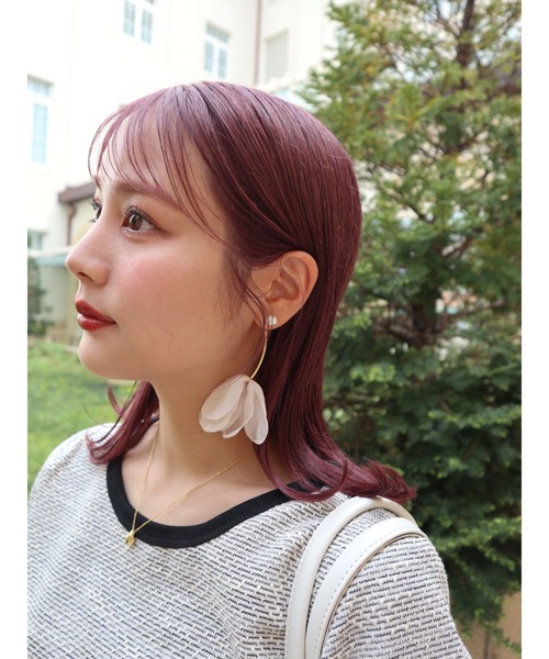 jumelle（ジュメロ）の「droop flower pierce（ピアス（両耳用）・レディース・アイボリー・FREE）」の8枚目の写真