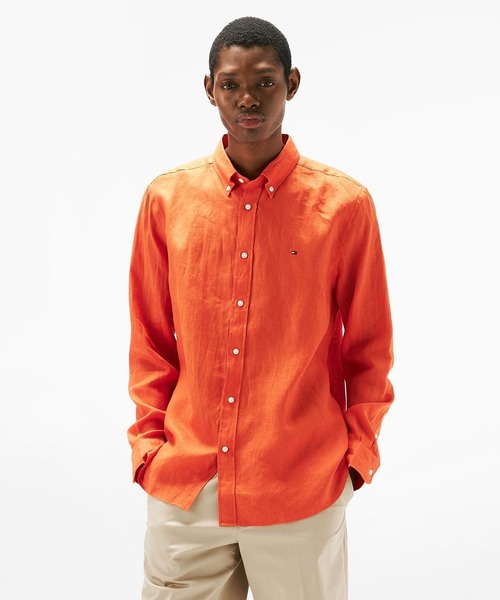 TOMMY HILFIGER(トミーヒルフィガー)の「プレミアムリネンボタンダウンシャツ(シャツ/ブラウス・メンズ・ベージュ/ブラック/ネイビー/ホワイト/カーキ/オレンジ/ネイビー系/ベージュ系・LARGE/MEDIUM/SMALL/X-LARGE)」の8枚目の写真