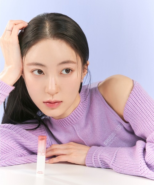 rom&nd（ロムアンド）の「rom&nd グラスティングメルティングバーム（口紅/リップティント/グロス・レディース・03 SORBET BALM/09 PEONIES/05 NOUGAT SAND/06 KAYA FIG/07 MAUVE WHIP/08 CORALIA/01 COCO NUDE/02 LOVEY PINK/04 HIPPIE BERRY/10 NU BEIGE/11 BUFFY CORAL/14 DEAR APPLE/15 PECAN BREW/12 Veiled Rose/13 SCOTCH NUDE・FREE）」の19枚目の写真