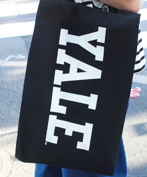 SUNNY  SPORTS（サニースポーツ）の「The BOOK STORE / ザブックストア YALE MARKET TOTE イエール大学マーケット トートバッグ（トートバッグ・メンズ・ブラック・ONE SIZE）」の18枚目の写真
