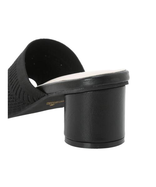 Green　Parks（グリーンパークス）の「・minia　ニットミュールサンダル（サンダル・レディース・アイボリー/ブラック・L/LL/S/M）」の6枚目の写真