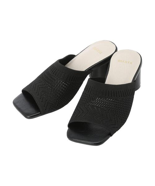 Green　Parks（グリーンパークス）の「・minia　ニットミュールサンダル（サンダル・レディース・アイボリー/ブラック・L/LL/S/M）」の4枚目の写真