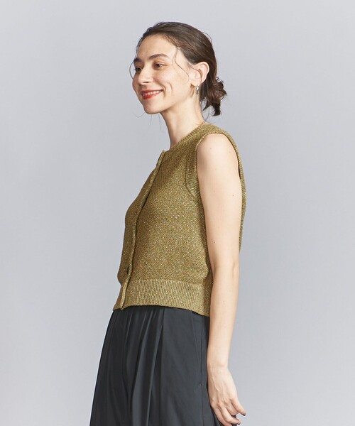 BEAUTY&YOUTH UNITED ARROWS(ビューティーアンドユースユナイテッドアローズ)の「フロントボタン ラメニット ベスト/オリーブ(ベスト・レディース・オリーブ・FREE)」の3枚目の写真
