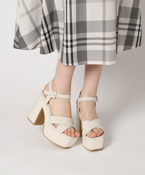 ESPERANZA(エスペランサ)の「◆【ラク盛り/サンダル】リピーター続出/脚長美脚 ラク盛り厚底サンダル 24年Ver(サンダル・レディース・アイボリー/ブラック/ブラック系2/アイボリー系2/ブルー系その他4/ブラック系8・S/M/L/LL)」の20枚目の写真