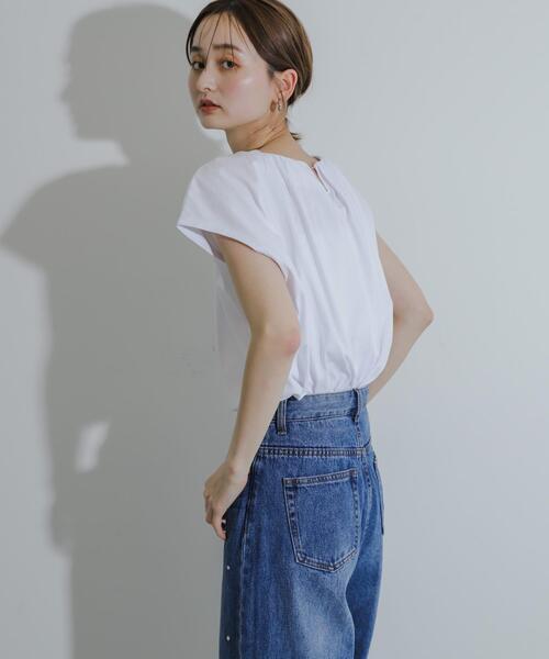 SENSE OF PLACE by URBAN RESEARCH(センスオブプレイスバイアーバンリサーチ)の「クールタッチフレンチスリーブタックブラウスTシャツ(Tシャツ/カットソー・レディース・ブラック/オフホワイト/オレンジ・ONE)」の5枚目の写真