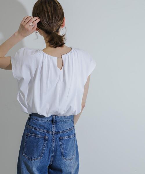 SENSE OF PLACE by URBAN RESEARCH(センスオブプレイスバイアーバンリサーチ)の「クールタッチフレンチスリーブタックブラウスTシャツ(Tシャツ/カットソー・レディース・ブラック/オフホワイト/オレンジ・ONE)」の6枚目の写真