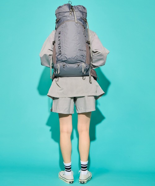 GOLITE(ゴーライト)の「PEAK 35L PACK / ピーク 35L パック(バックパック/リュック・メンズ・グレー/ブラック・ONE SIZE)」の18枚目の写真