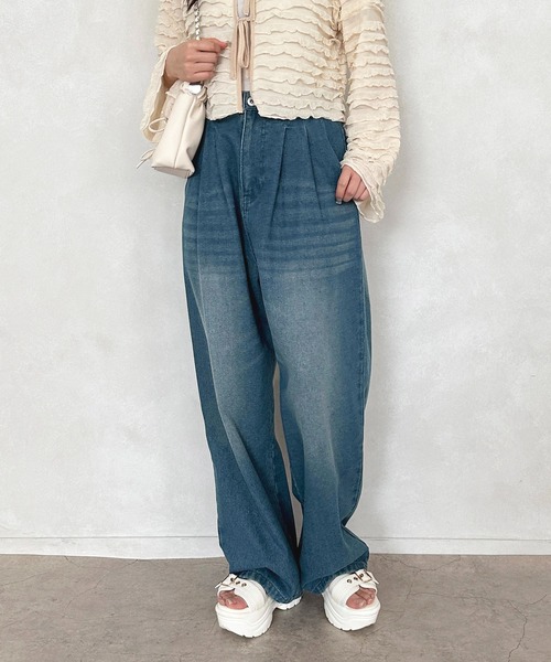 apres jour（アプレジュール）の「タックワイドデニムパンツ【ZOZOTOWN限定アイテム】（デニムパンツ・レディース・インディゴブルー/ブルー/ブルー系その他/ブラック系その他/ブラック/ライトブルー/オフホワイト・MEDIUM/LARGE/X-LARGE/SMALL）」の22枚目の写真