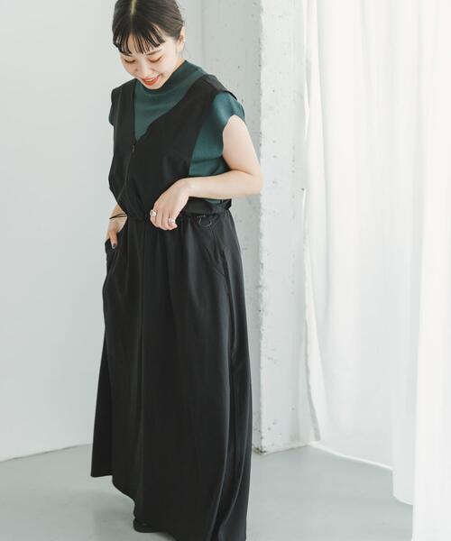 ITEMS URBANRESEARCH（アイテムズ アーバンリサーチ）の「ストレッチジャンパースカート（ワンピース・レディース・ブラック/カーキ・FREE）」の17枚目の写真