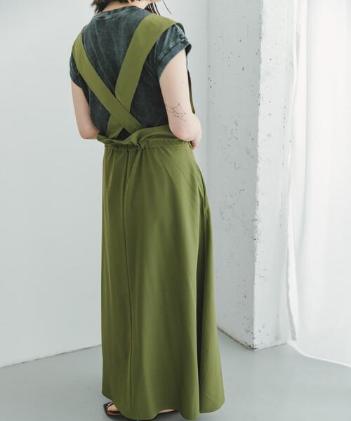 ITEMS URBANRESEARCH（アイテムズ アーバンリサーチ）の「ストレッチジャンパースカート（ワンピース・レディース・ブラック/カーキ・FREE）」の3枚目の写真