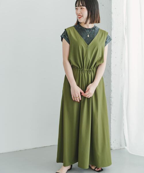 ITEMS URBANRESEARCH（アイテムズ アーバンリサーチ）の「ストレッチジャンパースカート（ワンピース・レディース・ブラック/カーキ・FREE）」の4枚目の写真