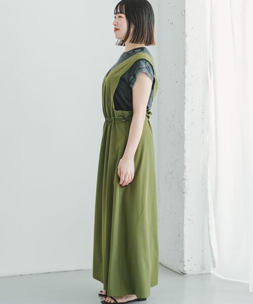 ITEMS URBANRESEARCH（アイテムズ アーバンリサーチ）の「ストレッチジャンパースカート（ワンピース・レディース・ブラック/カーキ・FREE）」の7枚目の写真