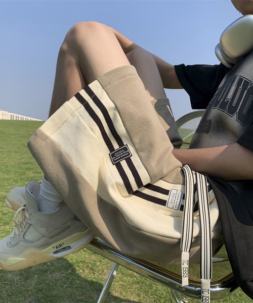 lilful(リルフル)の「ライン ハーフパンツ(その他パンツ・メンズ・ブラック/ベージュ/アイボリー・M/L)」の5枚目の写真
