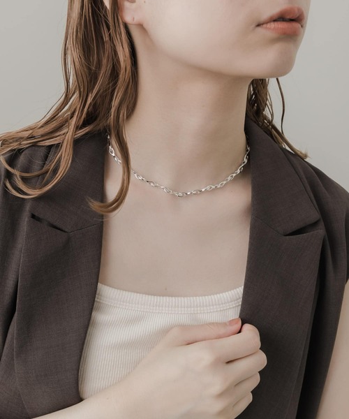 SMELLY（スメリー）の「オーバルチェーンネックレス（ネックレス・レディース・シルバー・-）」の4枚目の写真