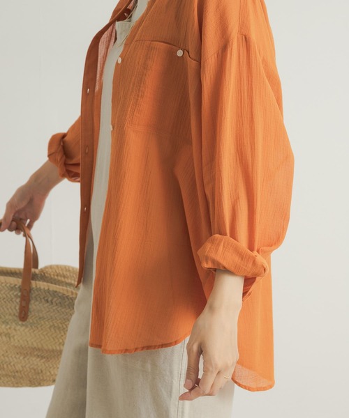 URBAN RESEARCH DOORS（アーバンリサーチドアーズ）の「コットン楊柳ルーズシャツ（シャツ/ブラウス・レディース・オレンジ/ホワイト/ベージュ系その他・MEDIUM）」の20枚目の写真