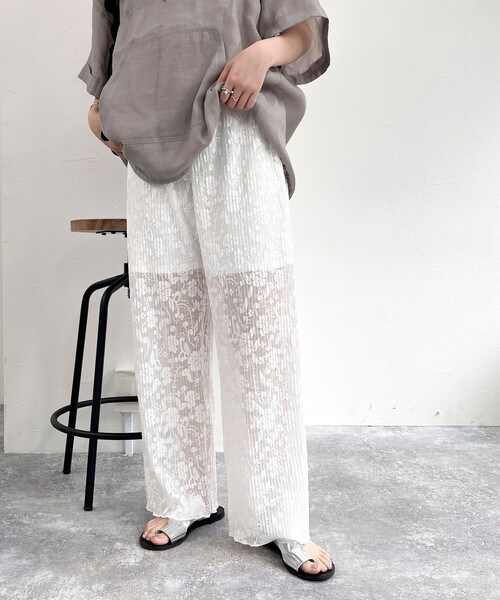 fredy emue(フレディエミュ)の「カットレースパンツ(その他パンツ・レディース・オフホワイト/ブラック・38)」の9枚目の写真