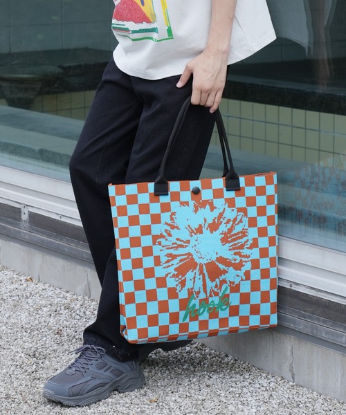 HOOK(フック)の「HOOK -original- ポップマーガレット総柄大容量トートバッグ (LV)(トートバッグ・メンズ・ブラック/グレー/ブルー/イエロー/オレンジ/ミント/ライトブルー/ブラウン/カーキ/レッド・FREE)」の10枚目の写真