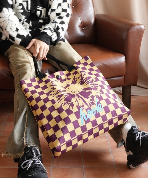 HOOK(フック)の「HOOK -original- ポップマーガレット総柄大容量トートバッグ (LV)(トートバッグ・メンズ・ブラック/グレー/ブルー/イエロー/オレンジ/ミント/ライトブルー/ブラウン/カーキ/レッド・FREE)」の17枚目の写真