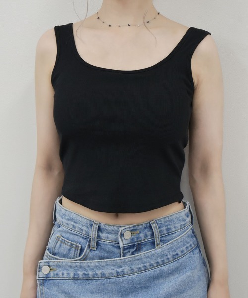 Reurie'（レウリィ）の「カップ付きバッククロスリブタンクトップ／back cross rib tank top ブラトップ ノースリーブ パッド付き ノースリーブ インナー グレー 白 黒 ブラック モノトーン ベーシック シンプル（タンクトップ・レディース・ホワイト/グレー/ブラック・FREE）」の21枚目の写真