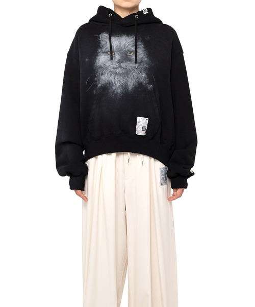Maison MIHARA YASUHIRO(メゾンミハラヤスヒロ)の「Cat Printed Hoodie(スウェット・レディース・ブラック/ホワイト・FREE)」の16枚目の写真