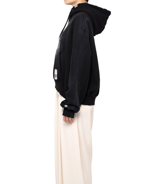 Maison MIHARA YASUHIRO(メゾンミハラヤスヒロ)の「Cat Printed Hoodie(スウェット・レディース・ブラック/ホワイト・FREE)」の15枚目の写真