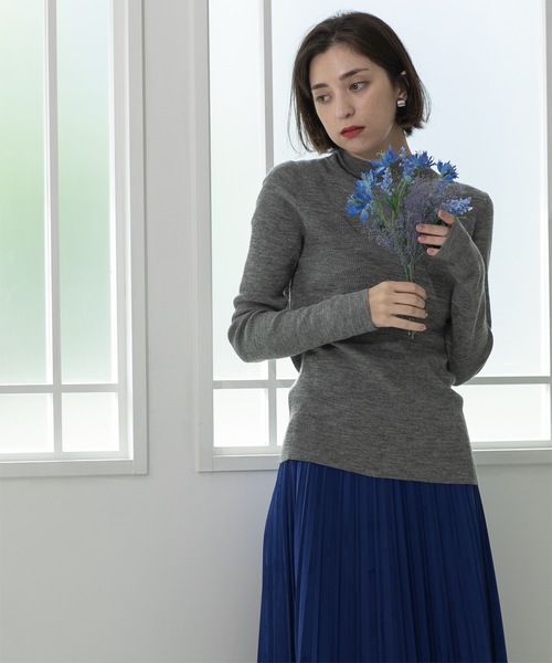 OPAQUE.CLIP(オペークドットクリップ)の「◆《5color》ハイネックシアーリブニット【洗濯機洗い可】(ニット/セーター・レディース・グレー/オレンジ/ブルー/グリーン系/ブラック・42/40/38)」の16枚目の写真