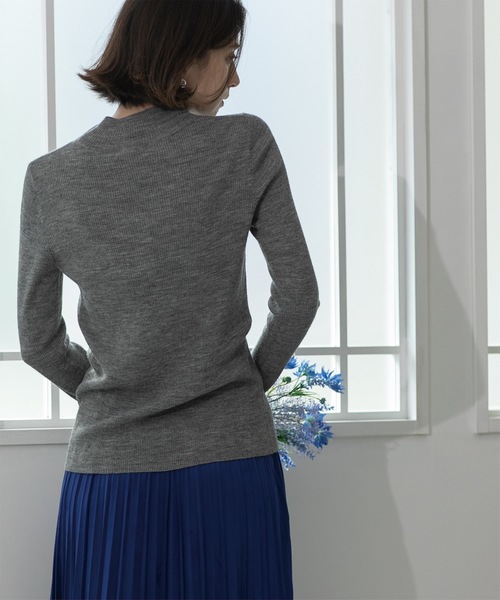 OPAQUE.CLIP(オペークドットクリップ)の「◆《5color》ハイネックシアーリブニット【洗濯機洗い可】(ニット/セーター・レディース・グレー/オレンジ/ブルー/グリーン系/ブラック・42/40/38)」の20枚目の写真