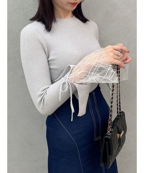 dazzlin(ダズリン)の「ヘムレースリブニットトップス(ニット/セーター・レディース・パープル/グレー/オフホワイト/ブラック/その他1/レッド・FREE)」の4枚目の写真