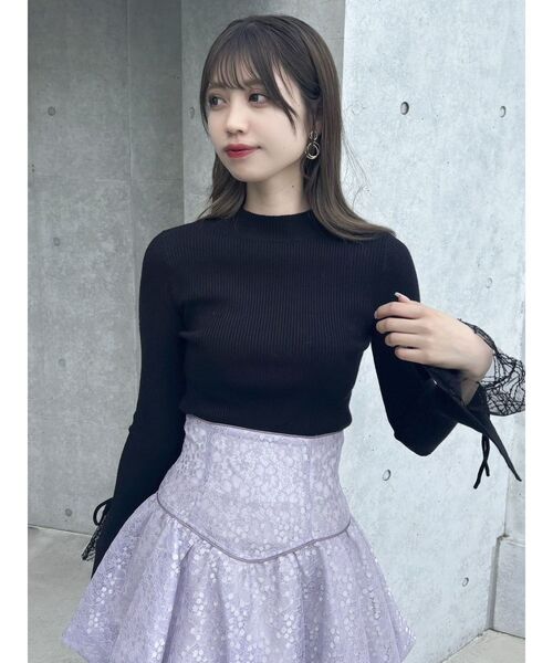 dazzlin(ダズリン)の「ヘムレースリブニットトップス(ニット/セーター・レディース・パープル/グレー/オフホワイト/ブラック/その他1/レッド・FREE)」の15枚目の写真