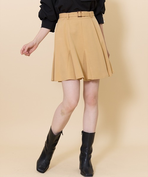 SWINGLE（スウィングル）の「デザイン接ぎフレアミニスカート（スカート・レディース・ブラウン/イエロー/ネイビー・SMALL/MEDIUM）」の9枚目の写真