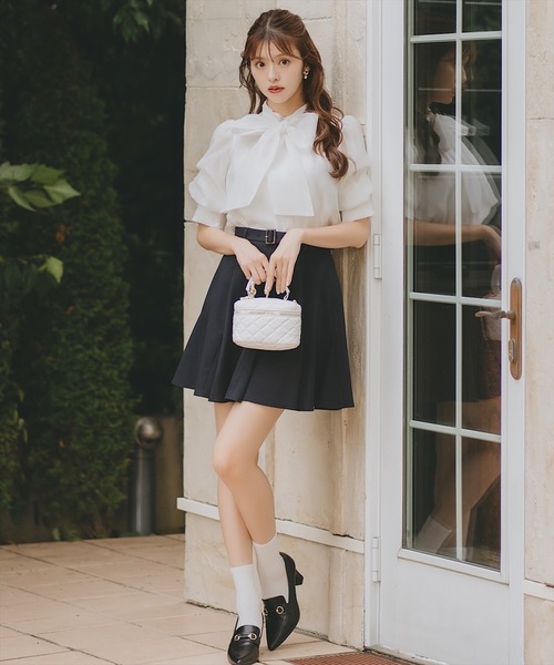 SWINGLE（スウィングル）の「デザイン接ぎフレアミニスカート（スカート・レディース・ブラウン/イエロー/ネイビー・SMALL/MEDIUM）」の6枚目の写真