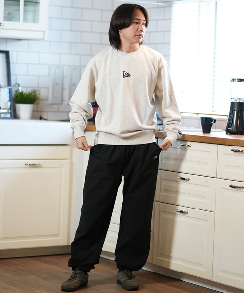 NEW ERA（ニューエラ）の「NEW ERA/ニューエラ トレーナー/スウェット ワンポイント 13755318/14324653/14324654（スウェット・メンズ・ブラック/オートミール/ブラウン・M/L/XL/2XL）」の21枚目の写真