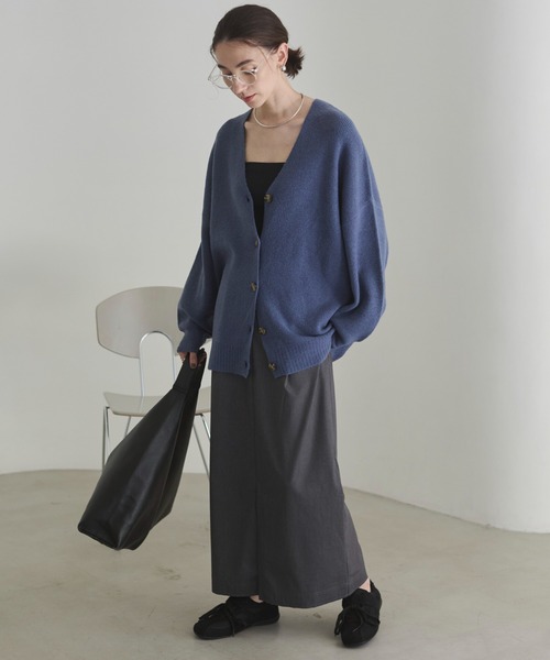 ANGIE（アンジー）の「オーバーサイズ Vネック カーディガン（カーディガン/ボレロ・レディース・オレンジ/ホワイト系その他/ライトグレー/ライム/ピンク/レッド/アイボリー/ブラック/杢グレー/ブルー/ダークブラウン・FREE）」の20枚目の写真