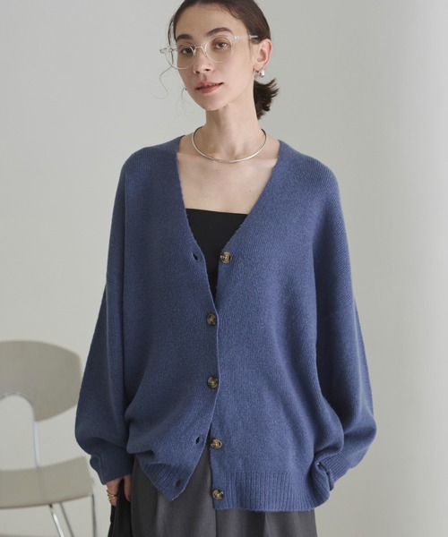 ANGIE（アンジー）の「オーバーサイズ Vネック カーディガン（カーディガン/ボレロ・レディース・オレンジ/ホワイト系その他/ライトグレー/ライム/ピンク/レッド/アイボリー/ブラック/杢グレー/ブルー/ダークブラウン・FREE）」の16枚目の写真