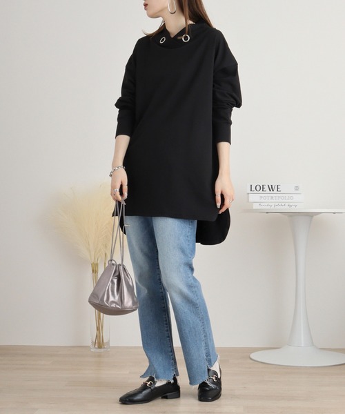 atONE(アットワン)の「ハイネックアイレットプルオーバー(Tシャツ/カットソー・レディース・ライトカーキ/杢グレー/ブラック・LL~3L/4L~5L/M-L)」の15枚目の写真
