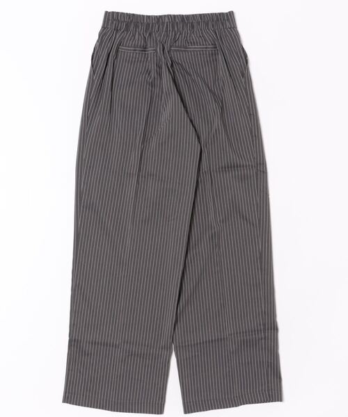 Remind me and forever（リマインドミーアンドフォーエバー）の「【OTONA line.】ストライプパンツ（スラックス・レディース・ベージュ/チャコールグレー・FREE）」の10枚目の写真
