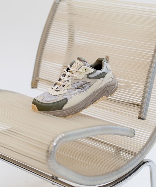 HI-TEC(ハイテック)の「【HI-TEC/ハイテック】HT HKU16 EASTEND WP/イーストエンド(スニーカー・メンズ・サンドグレー・22.5cm/23.0cm/23.5cm/24.0cm/24.5cm/25.0cm/25.5cm/26.0cm/26.5cm/27.0cm/27.5cm/28.0cm/22.0cm/29.0cm)」の17枚目の写真