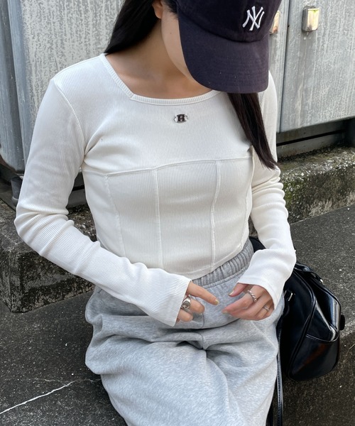 WEGO（ウィゴー）の「WEGO/ヴィンテージウォッシュコルセットデザイントップス（Tシャツ/カットソー・レディース・スミクロ/オフホワイト・FREE）」の6枚目の写真