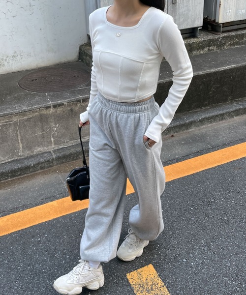 WEGO（ウィゴー）の「WEGO/ヴィンテージウォッシュコルセットデザイントップス（Tシャツ/カットソー・レディース・スミクロ/オフホワイト・FREE）」の9枚目の写真