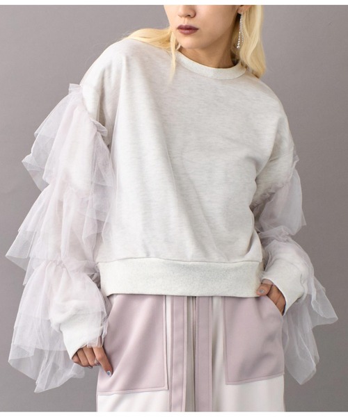 Settimissimo(セッティミッシモ)の「裏毛チュールティアードフリンジプルオーバー(スウェット・レディース・アイボリー/ダークグレー・FREE)」の1枚目の写真