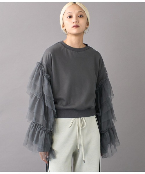 Settimissimo(セッティミッシモ)の「裏毛チュールティアードフリンジプルオーバー(スウェット・レディース・アイボリー/ダークグレー・FREE)」の13枚目の写真
