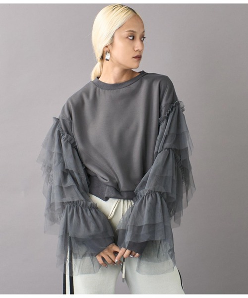 Settimissimo(セッティミッシモ)の「裏毛チュールティアードフリンジプルオーバー(スウェット・レディース・アイボリー/ダークグレー・FREE)」の14枚目の写真