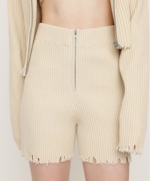 SLY（スライ）の「CRUSH RIB S/PT クラッシュ リブ ショートパンツ / セットアップ可（スラックス・レディース・オフホワイト/ネイビー/ブラック・FREE）」の5枚目の写真