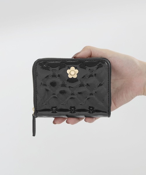 MARY QUANT（マリークワント）の「エナメルキルト ウォレット