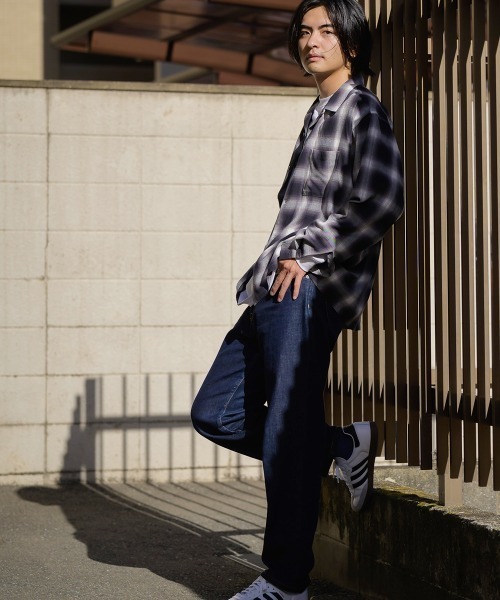 OMNES(オムネス)の「メンズオンブレチェックシャツ(シャツ/ブラウス・メンズ・ブラック・MEDIUM/LARGE)」の2枚目の写真