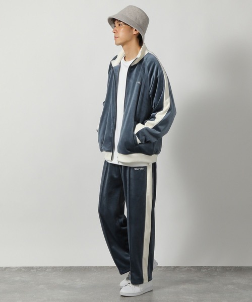 LAKOLE（ラコレ）の「ベロアトラックパンツ / 147363（その他パンツ・メンズ・ブラック/ブルー/ホワイト・LARGE/MEDIUM）」の22枚目の写真