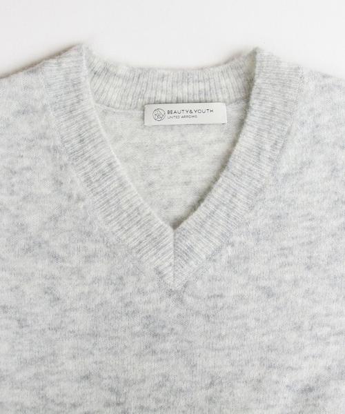 BEAUTY&YOUTH UNITED ARROWS（ビューティーアンドユースユナイテッドアローズ）の「BY∵ キッドモヘアVネックニット◆（ニット/セーター・レディース・オフホワイト/グレー/ケリー/ネイビー・FREE）」の11枚目の写真