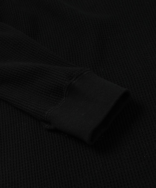 Urig(ウーリッヒ)の「B HENRYNECK WAFFLE LS(Tシャツ/カットソー・メンズ・ブラック/ライトグレー・2)」の4枚目の写真