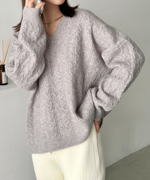 CLEA(クレア)の「ケーブル編みVネック長袖ニットトップス(ニット/セーター・レディース・チャコールグレー/グレー/アイボリー/イエロー・FREE)」の19枚目の写真